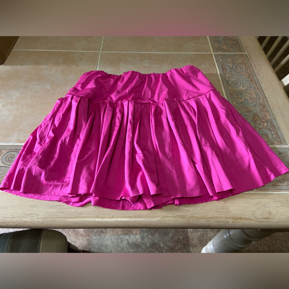 Mini skort in hot pint